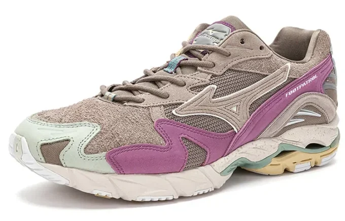 Footpatrol x Wave Rider 10 “Grey Rust”