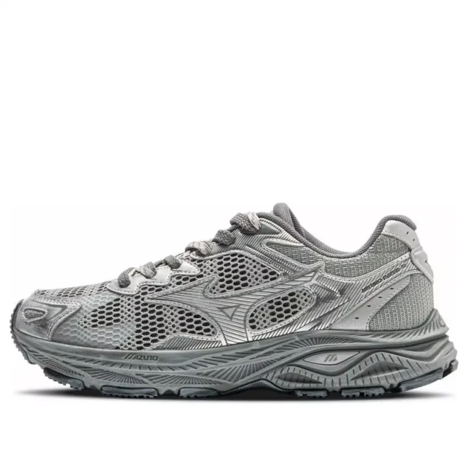 MIZUNO Racer S “Silver Grey”
