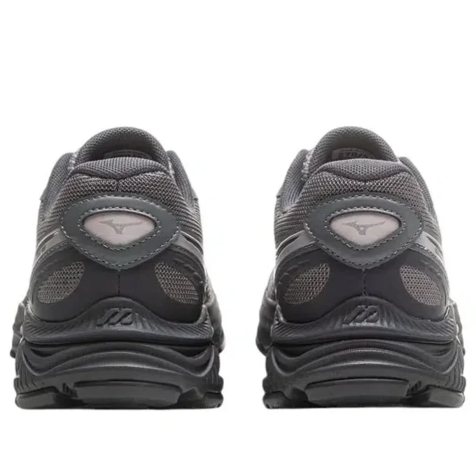 MIZUNO Racer V2 “Dark Grey”