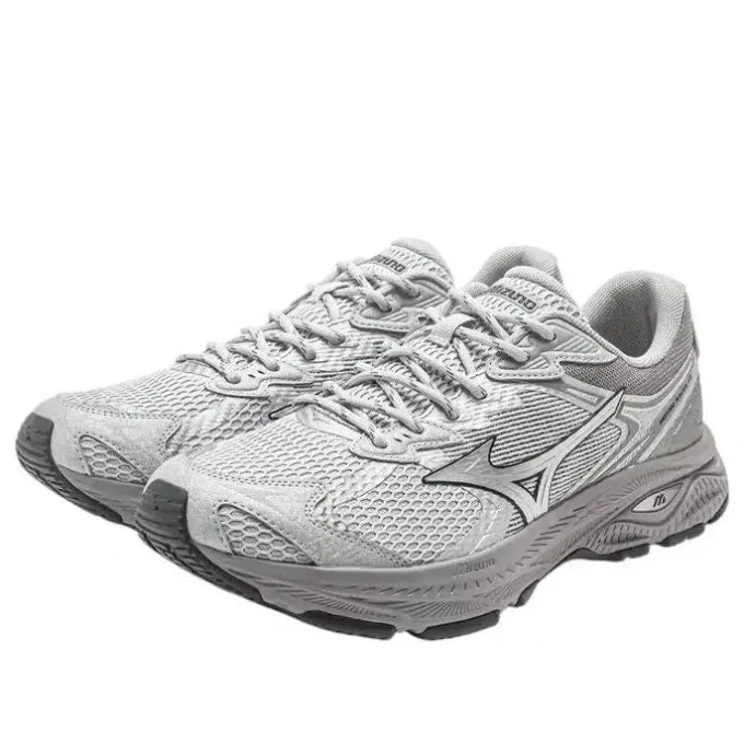 MIZUNO Racer V2 “Mist Grey”