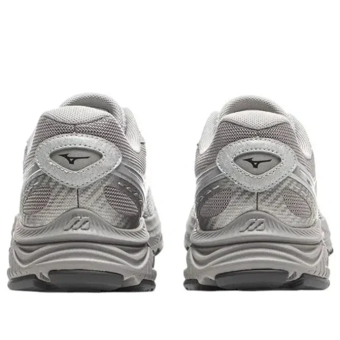 MIZUNO Racer V2 “Mist Grey”
