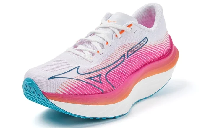 Mizuno WAVE REBELLION PRO “White”