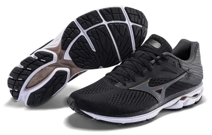 Mizuno Wave Rider 23 “Black”