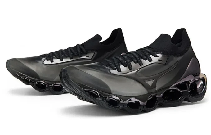 Mizuno x Sorayama Wave Prophecy “Black”