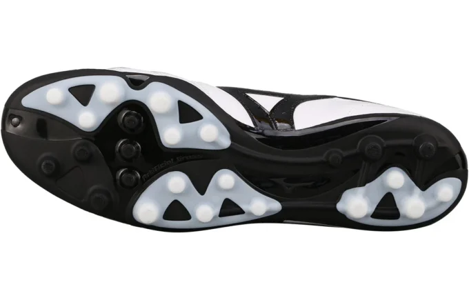 Morelia 2 Pro AG Low Tops White Black