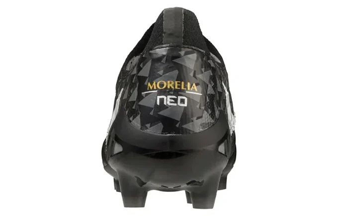 Morelia Neo 3 “Black”