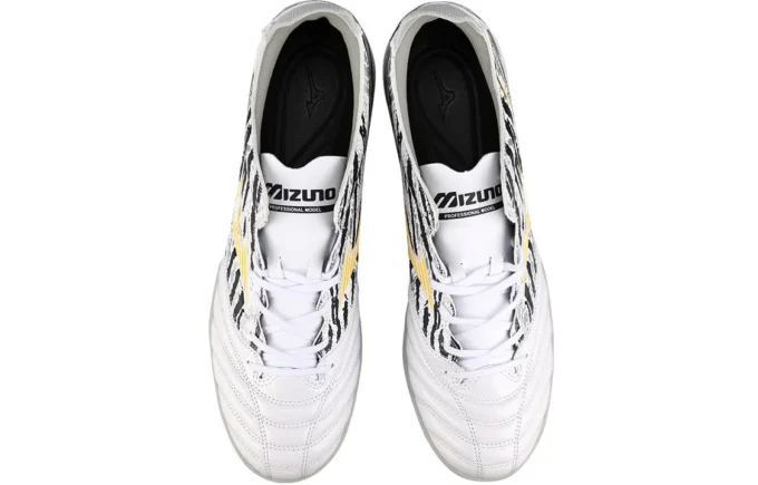 Morelia Neo 3 “White Black”