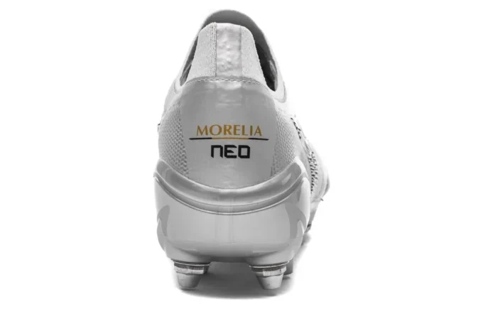 Morelia Neo III Beta “Silver”