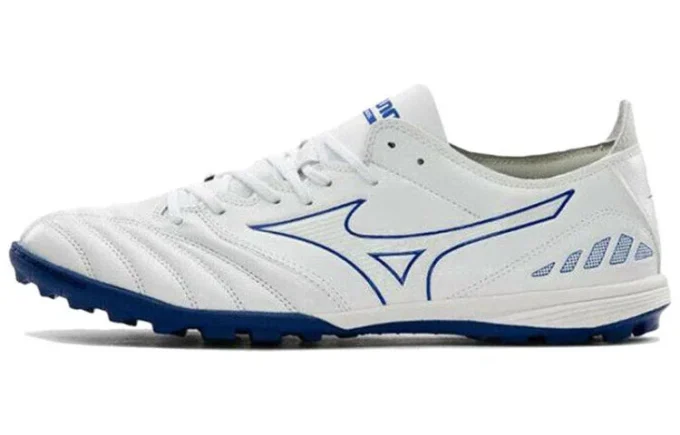 Morelia Neo III Pro As “White Blue”