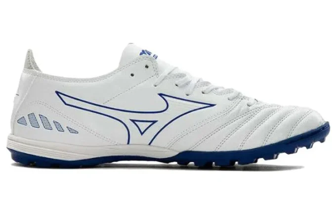 Morelia Neo III Pro As “White Blue”