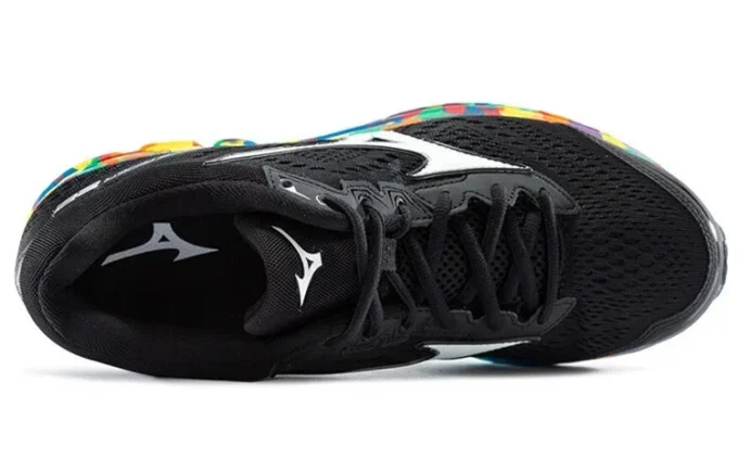 Rider 22 “Black Triple”