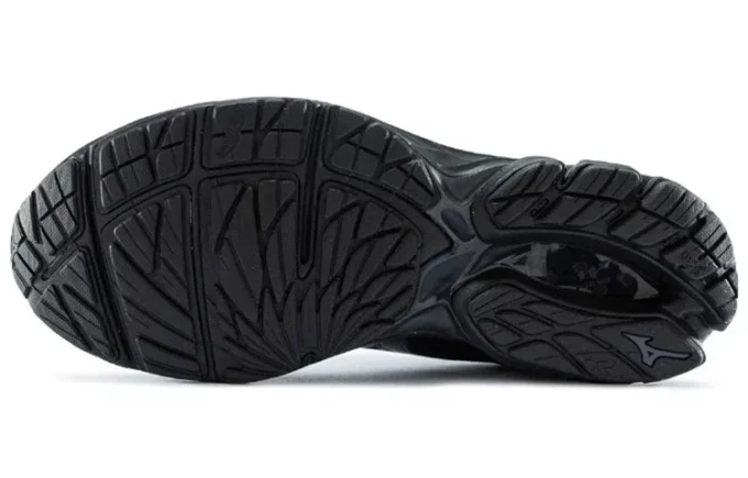 Rider 22 “Triple Black”