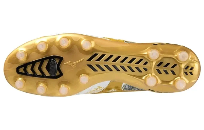Sergio Ramos x Morelia Neo 3 Beta SR4 “Lion and Wolves”
