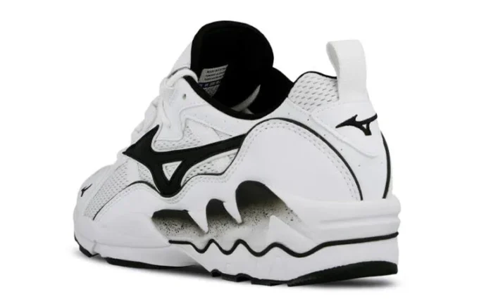 Wave Rider 1 “White Black”