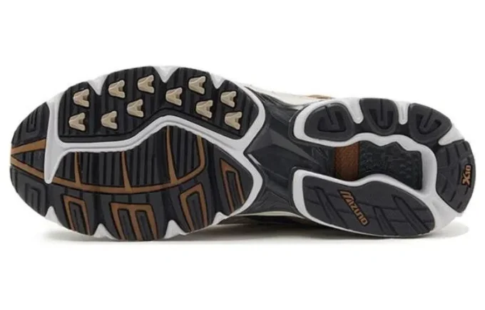 Wave Rider 10 “Brown Black White”