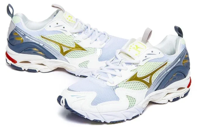 Wave Rider 10 “Silver Cloud Sunstruck”