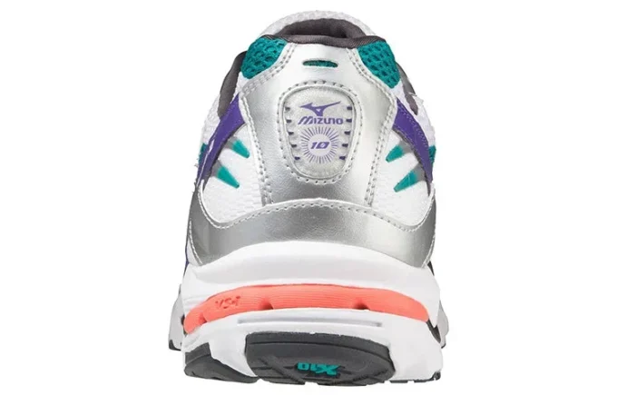 Wave Rider 10 “White”