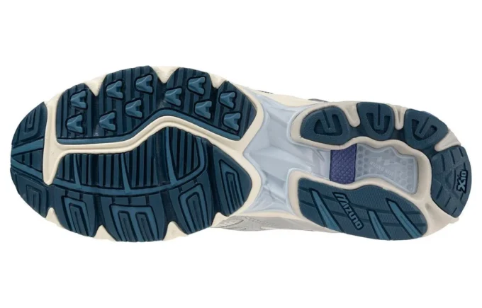 Wave Rider 10 “White Silver Blue”