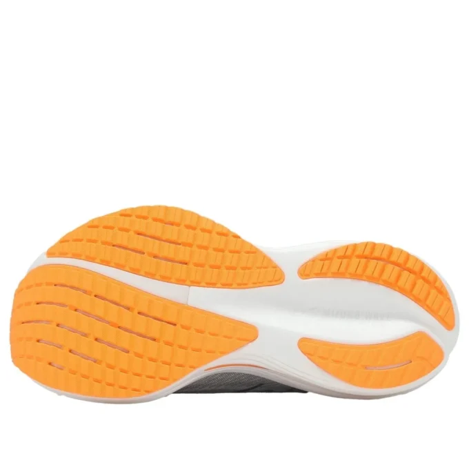 Wave Rider 29 Wide 4E “Light Gray”